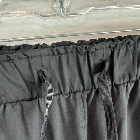 Lululemon On The Fly Joggers Black Size 8 • High Rise Stretch Travel Athleisure - Picture 3 of 6